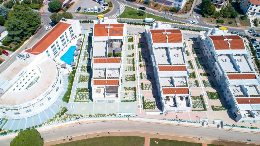 Garden Palace - One Bedroom Apartment Da Matteo