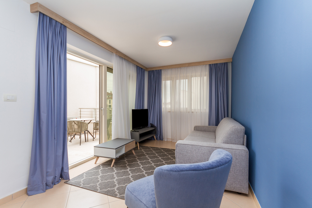 One Bedroom Apartment Sembid
