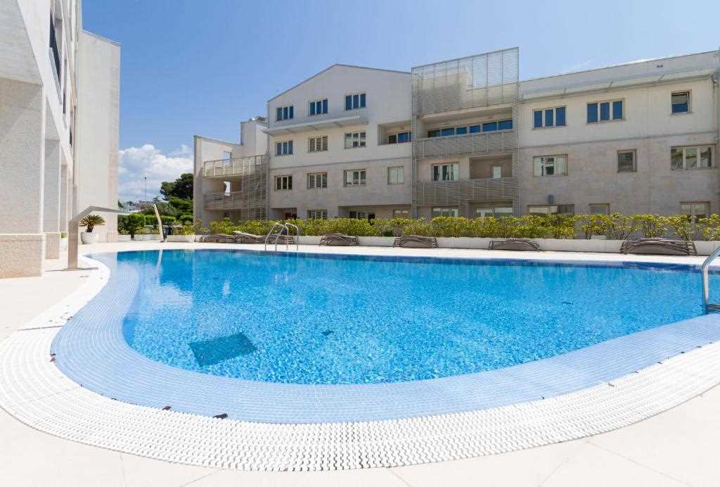 One Bedroom Apartment Sembid