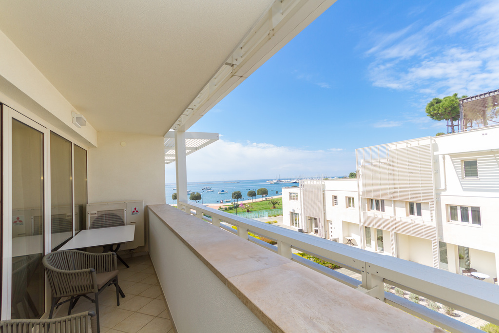 Garden Palace – Two Bedroom Apartment with balcony Loti