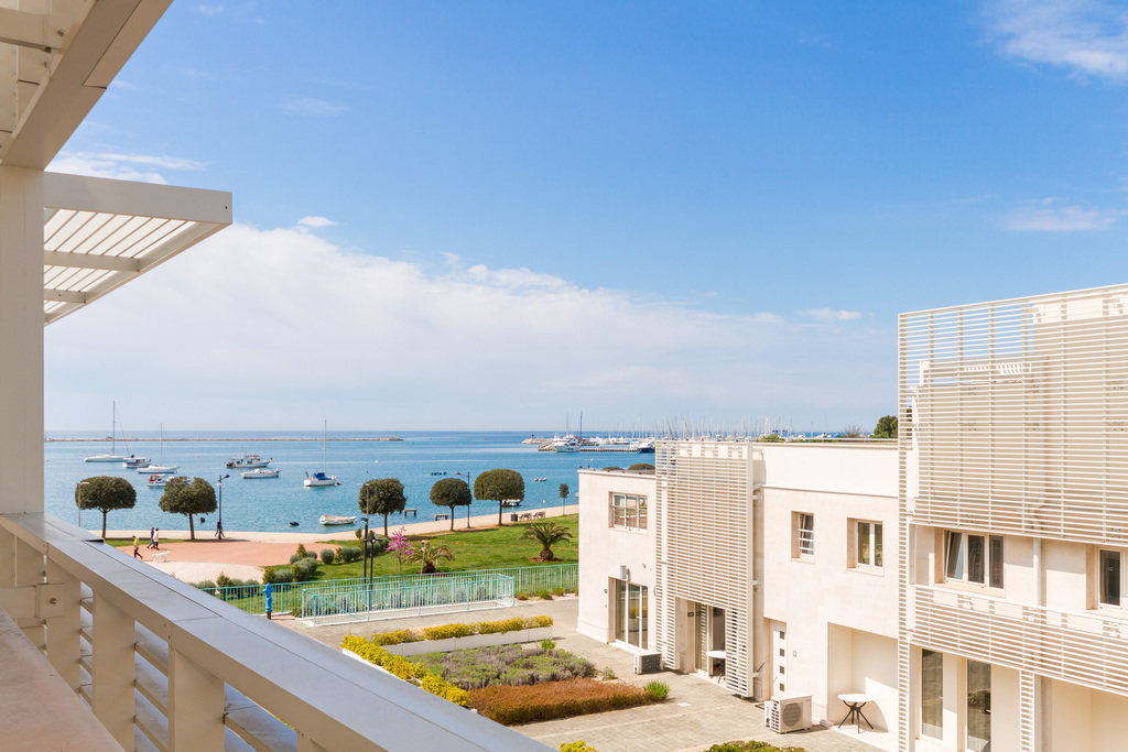 Garden Palace – Two Bedroom Apartment with balcony Loti