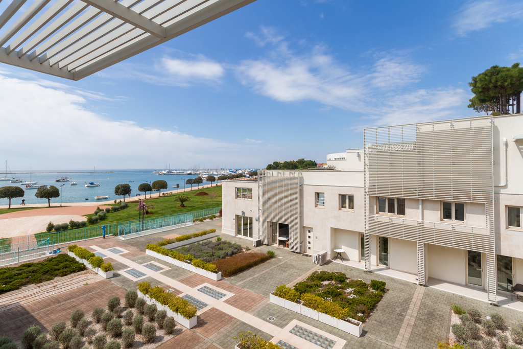 Garden Palace – Two Bedroom Apartment with balcony Loti
