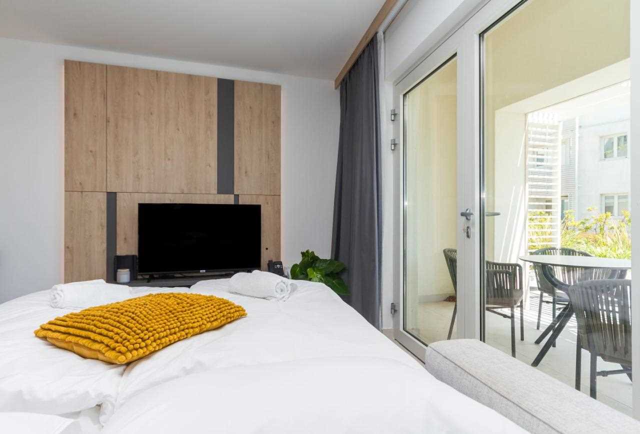 Garden Palace – One bedroom apartment with Sea view Azur