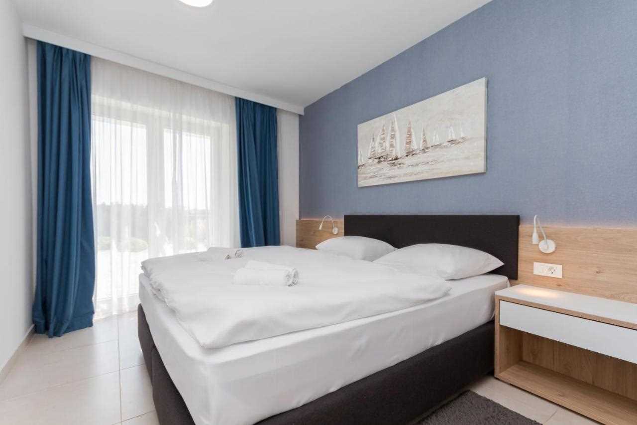 Garden Palace – One bedroom apartment with Sea view Azur