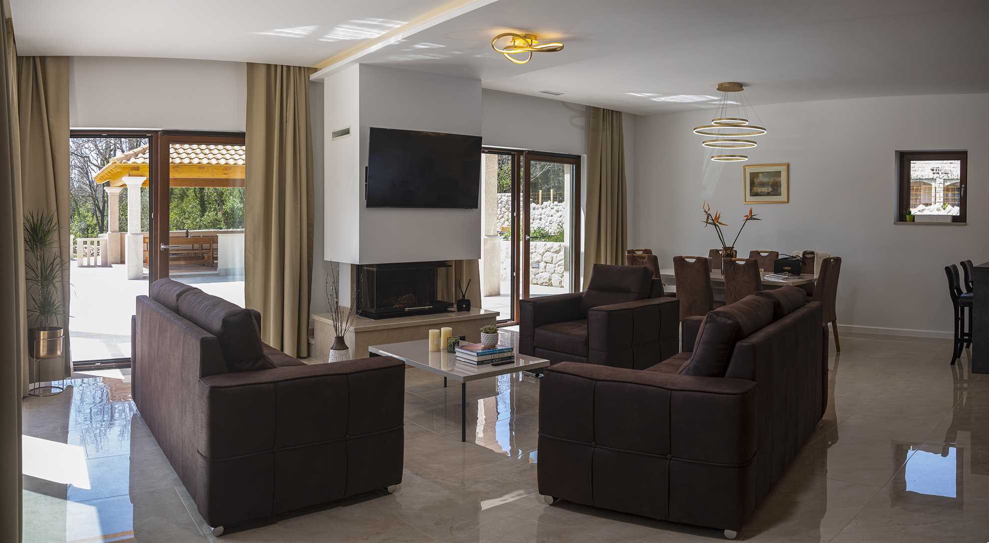 Villa Phaunos - privacy, relaxation and luxury with a heated pool