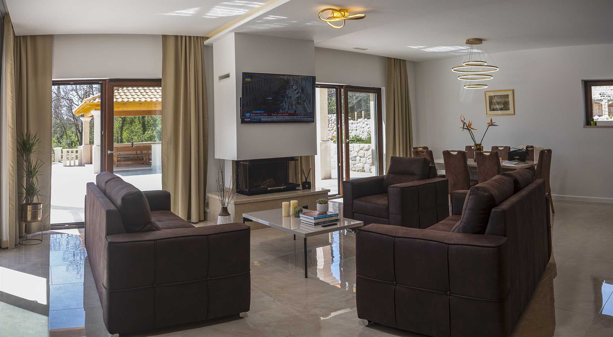 Villa Phaunos - privacy, relaxation and luxury with a heated pool
