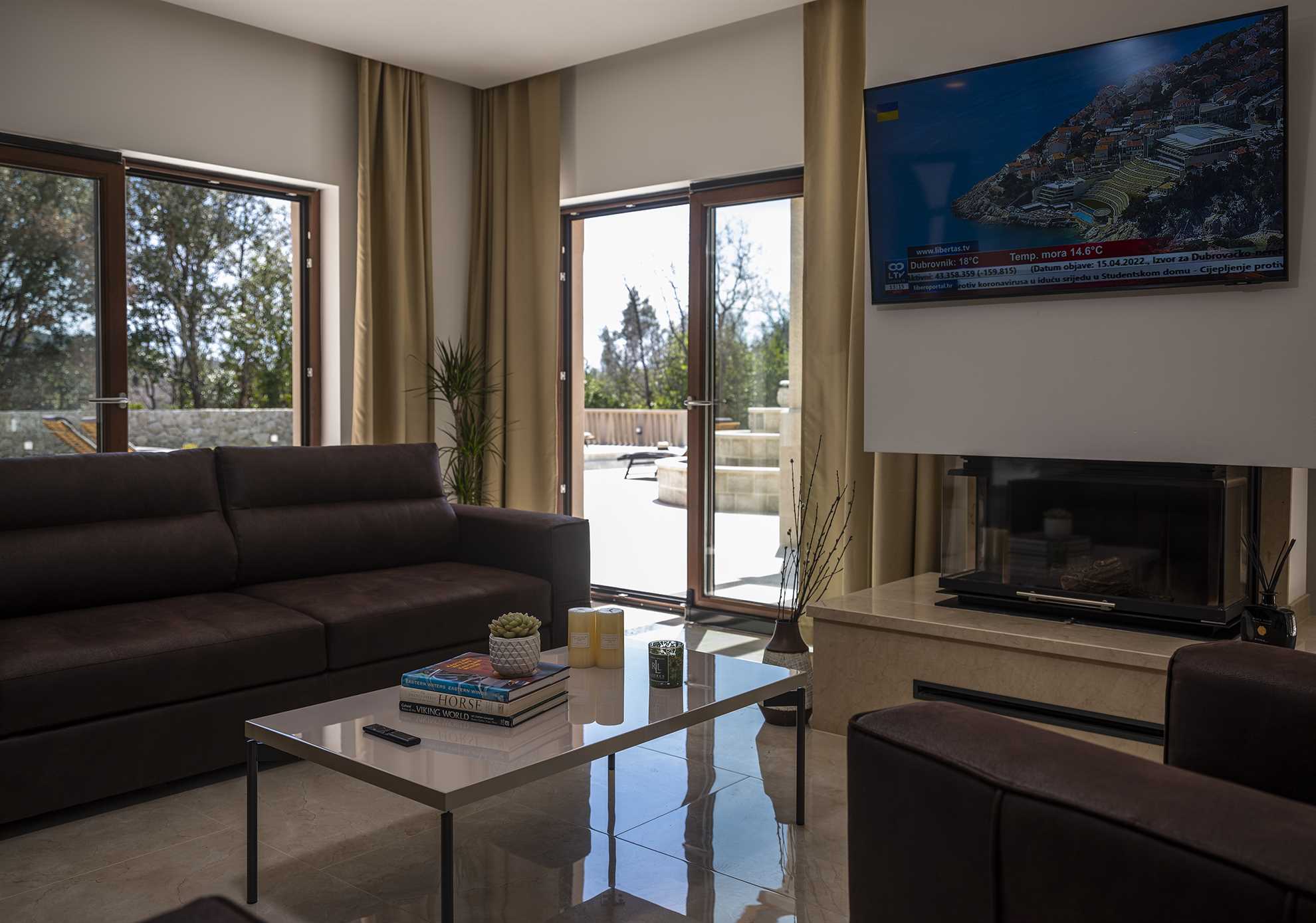 Villa Phaunos - privacy, relaxation and luxury with a heated pool