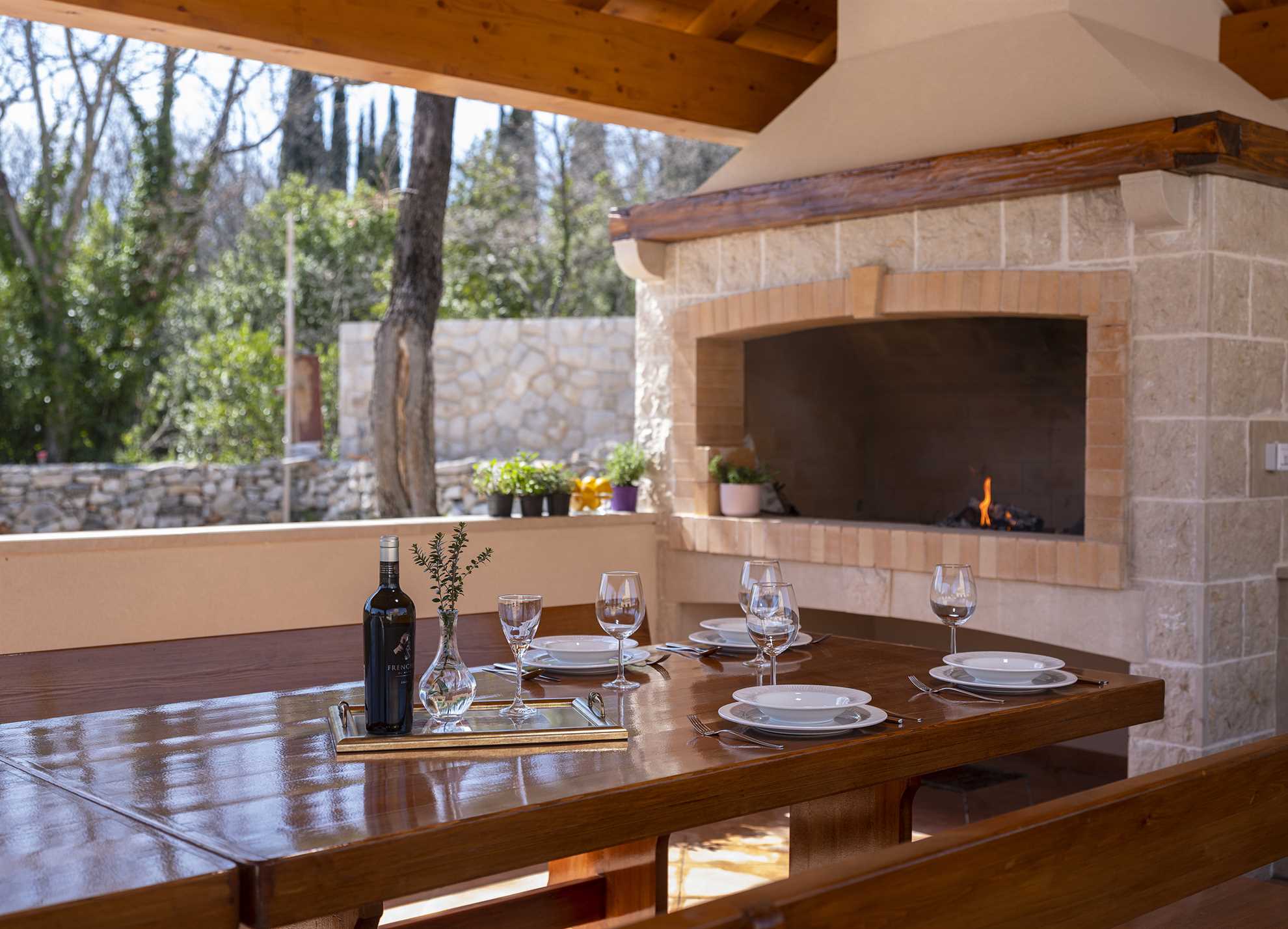 Villa Phaunos - privacy, relaxation and luxury with a heated pool