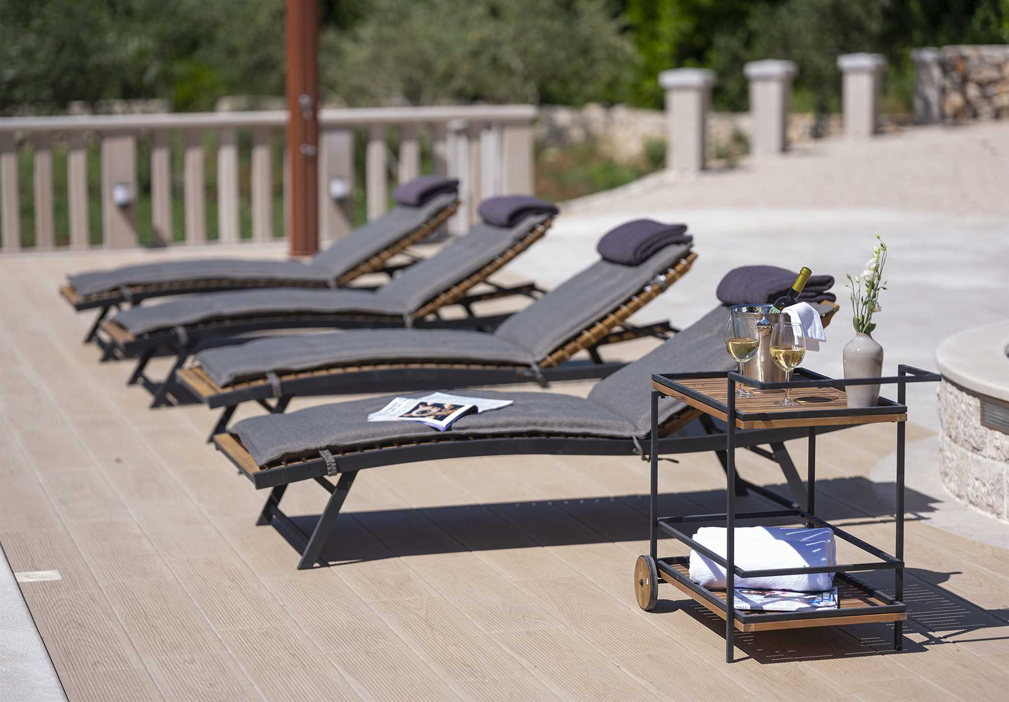 Villa Phaunos - privacy, relaxation and luxury with a heated pool