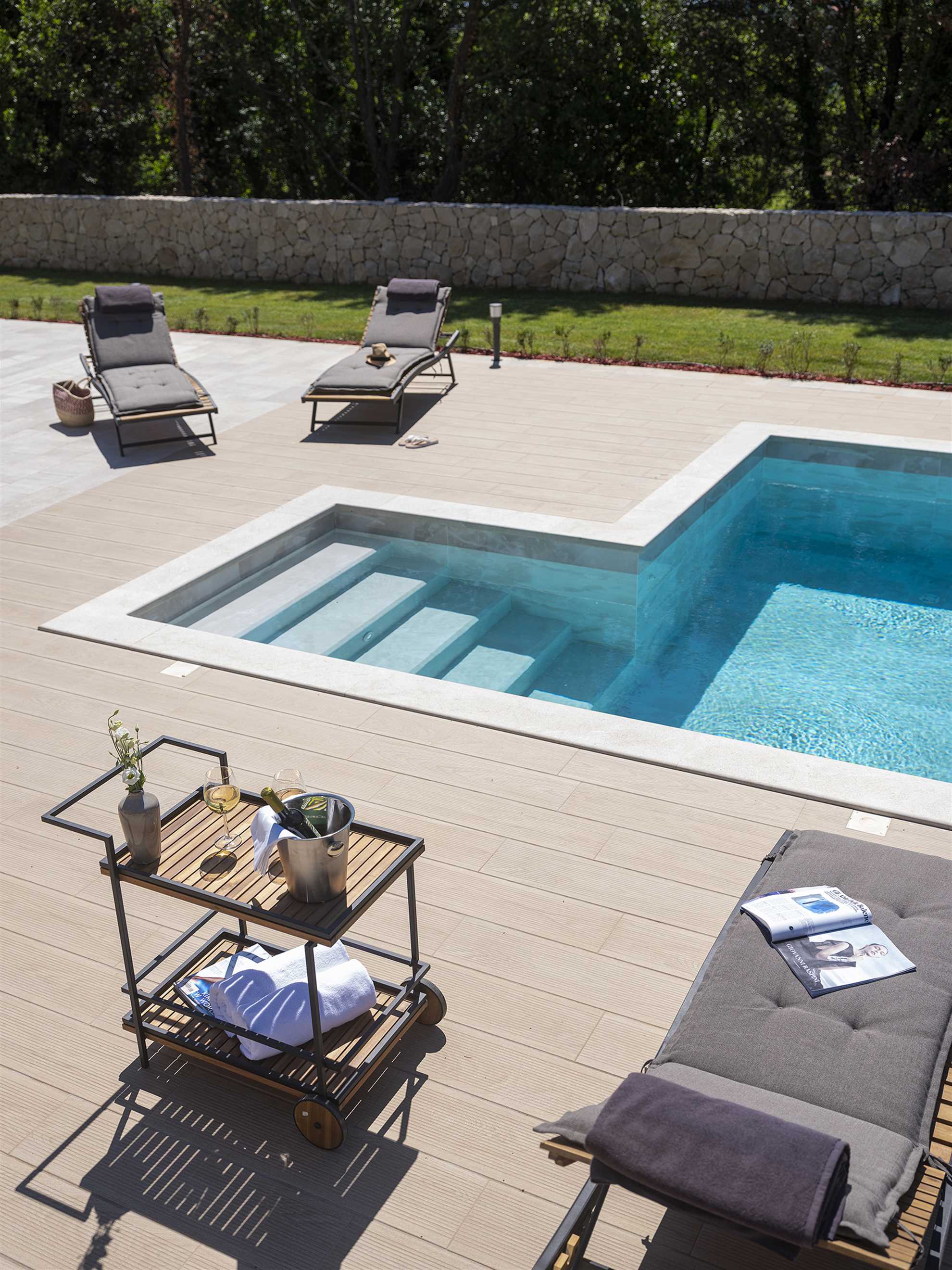 Villa Phaunos - privacy, relaxation and luxury with a heated pool