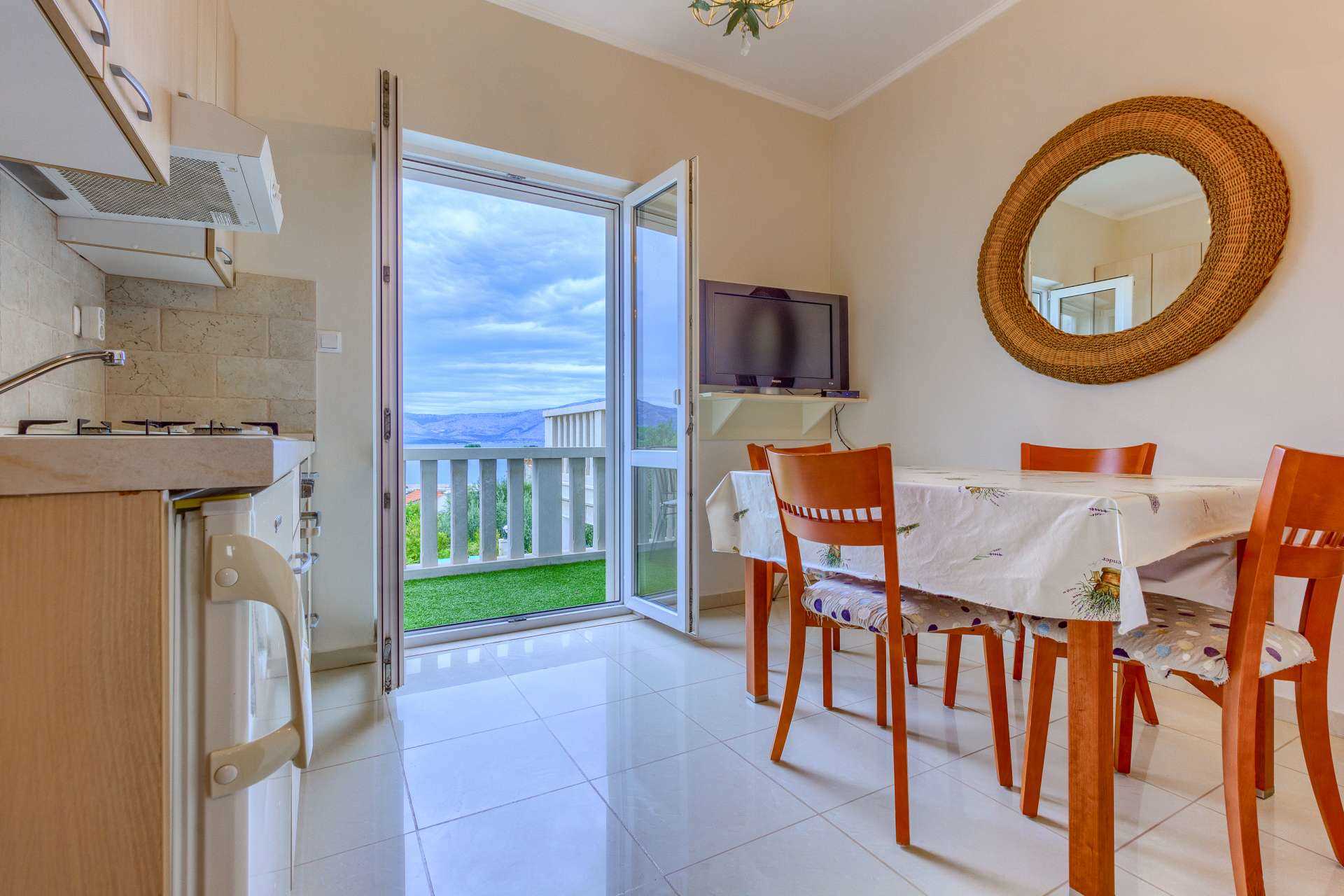 Villa Southern Beauty - six bedroom villa with a pool and jacuzzi on Island Korčula