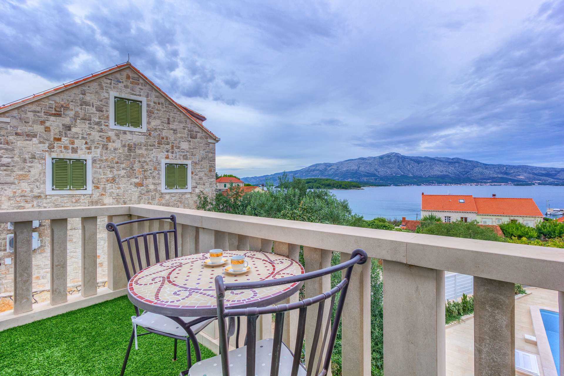 Villa Southern Beauty - six bedroom villa with a pool and jacuzzi on Island Korčula