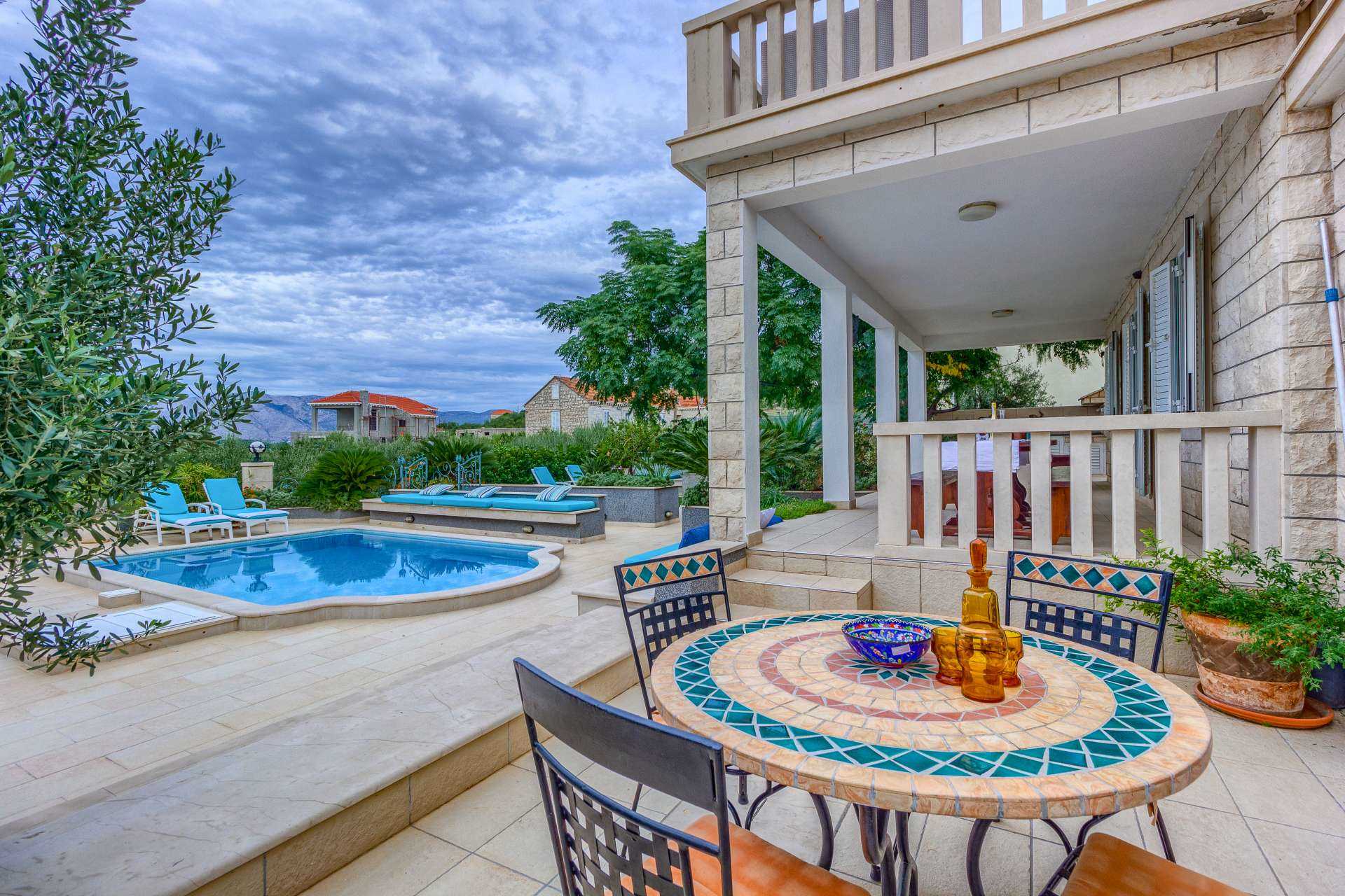 Villa Southern Beauty - six bedroom villa with a pool and jacuzzi on Island Korčula