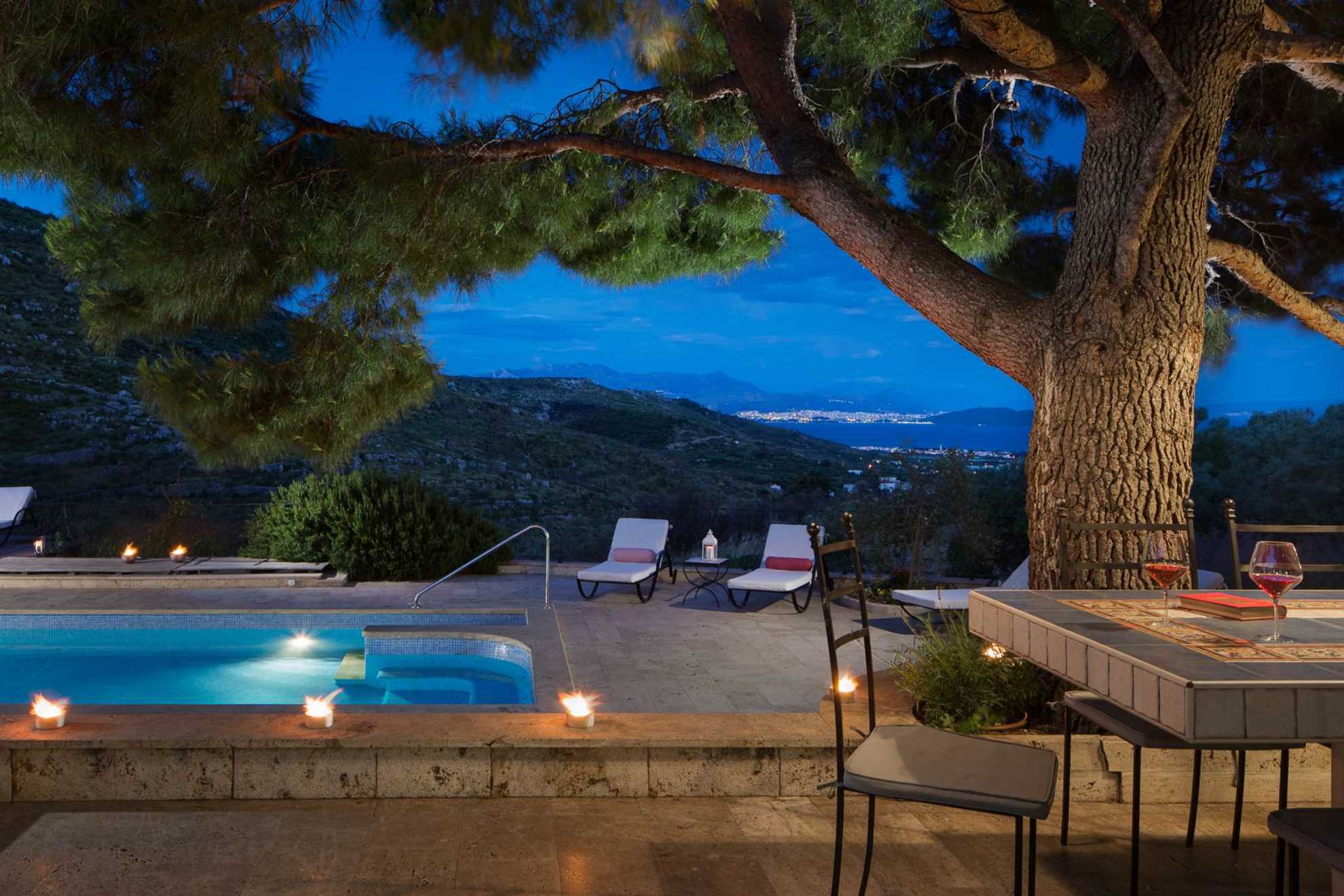 Finca Olive Grove - four bedrooms, heated pool, stunning views on 16000m2