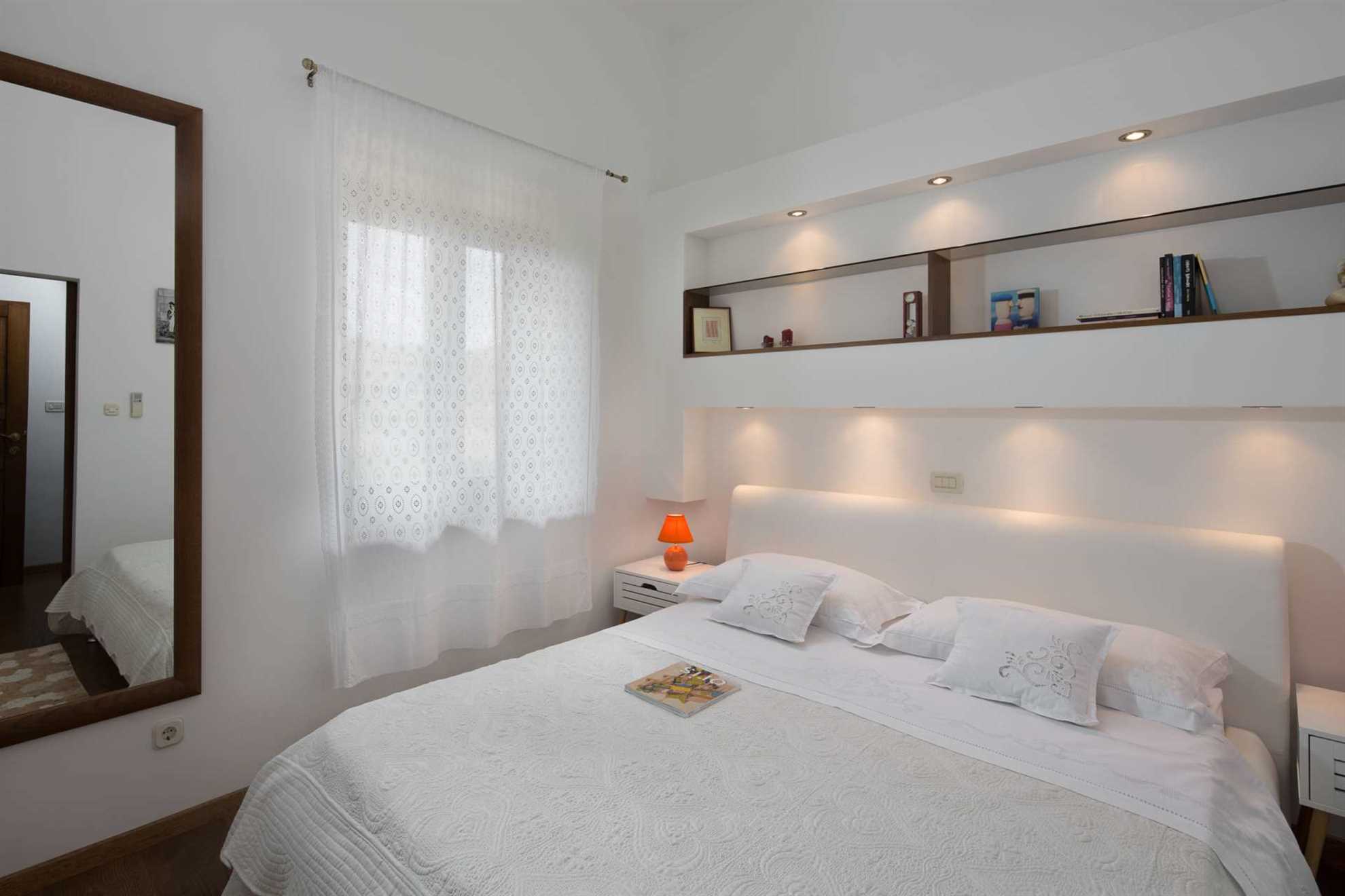 Finca Olive Grove - four bedrooms, heated pool, stunning views on 16000m2