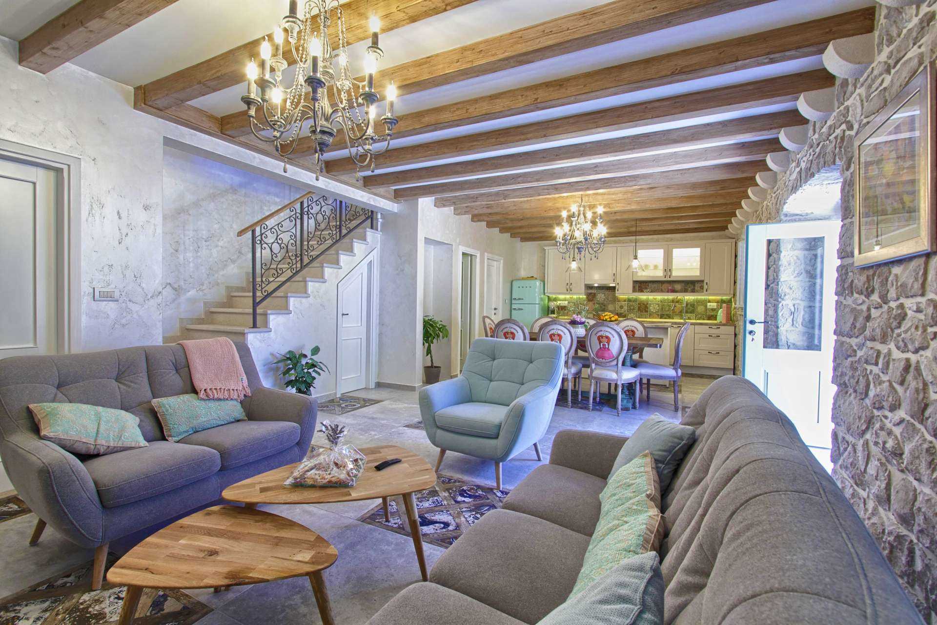 Villa Illyria -charming villa by the sea for 8 guests, close to restaurants and cafes