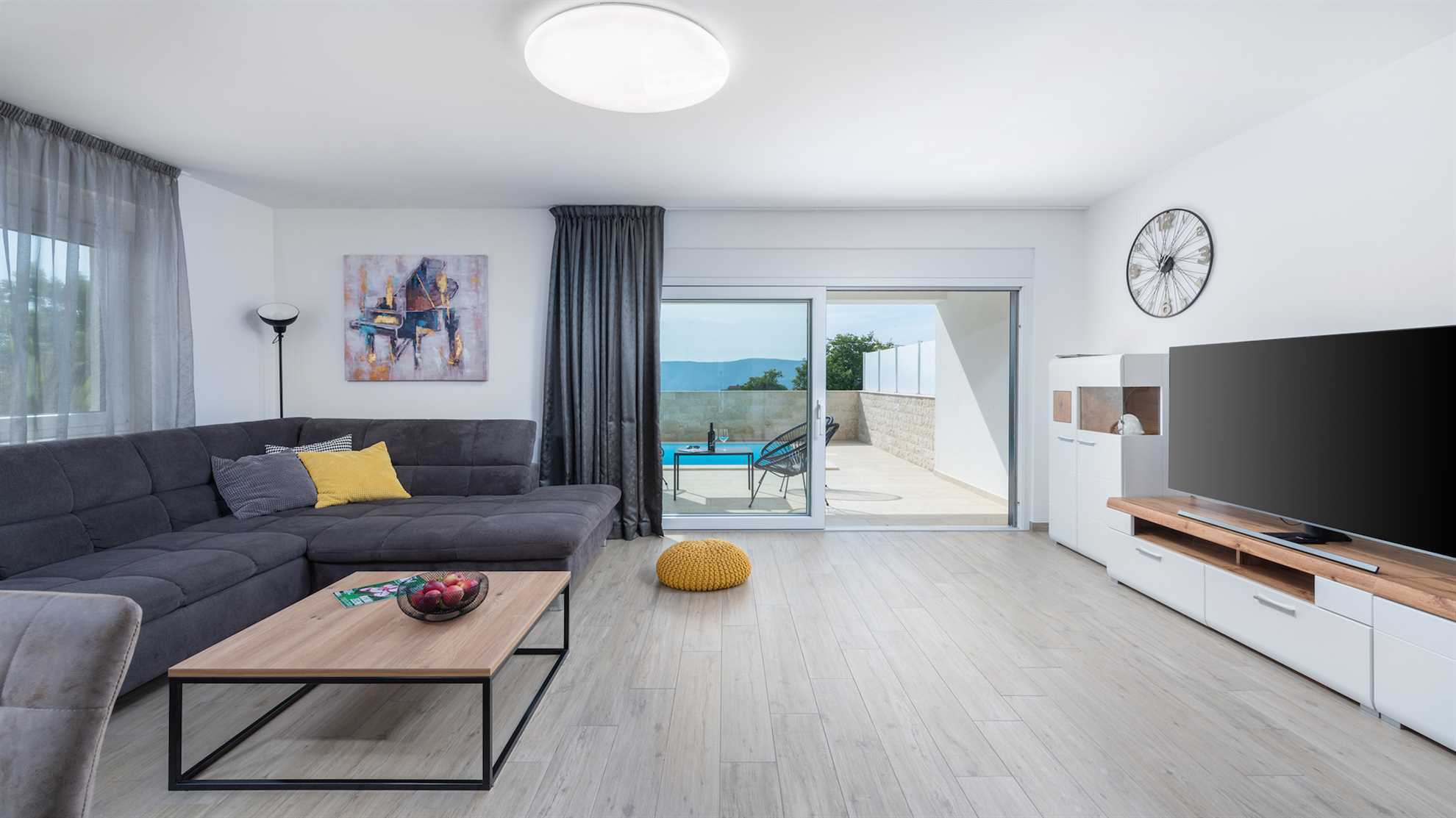 Villa Bella Vista B - contemporary villa with a private pool near a beach