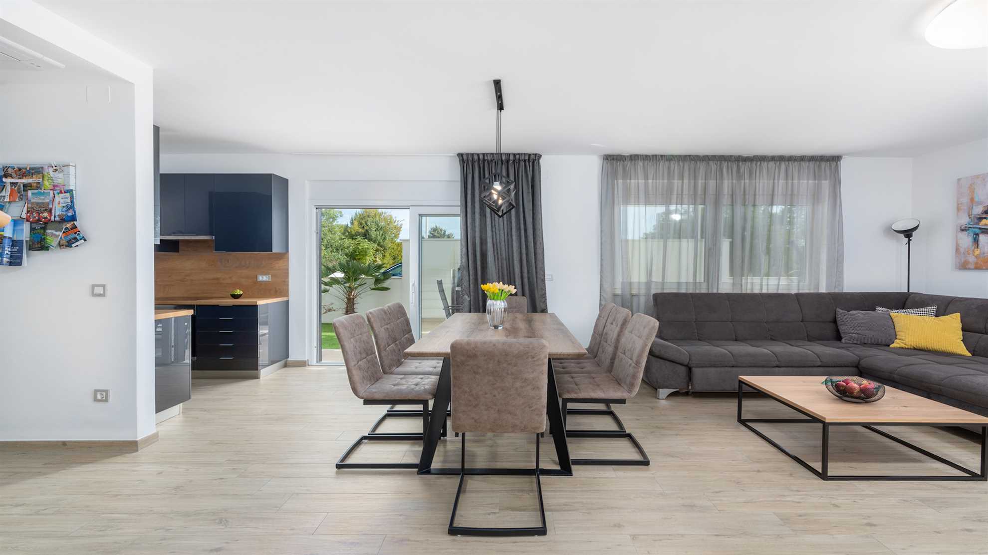 Villa Bella Vista B - contemporary villa with a private pool near a beach