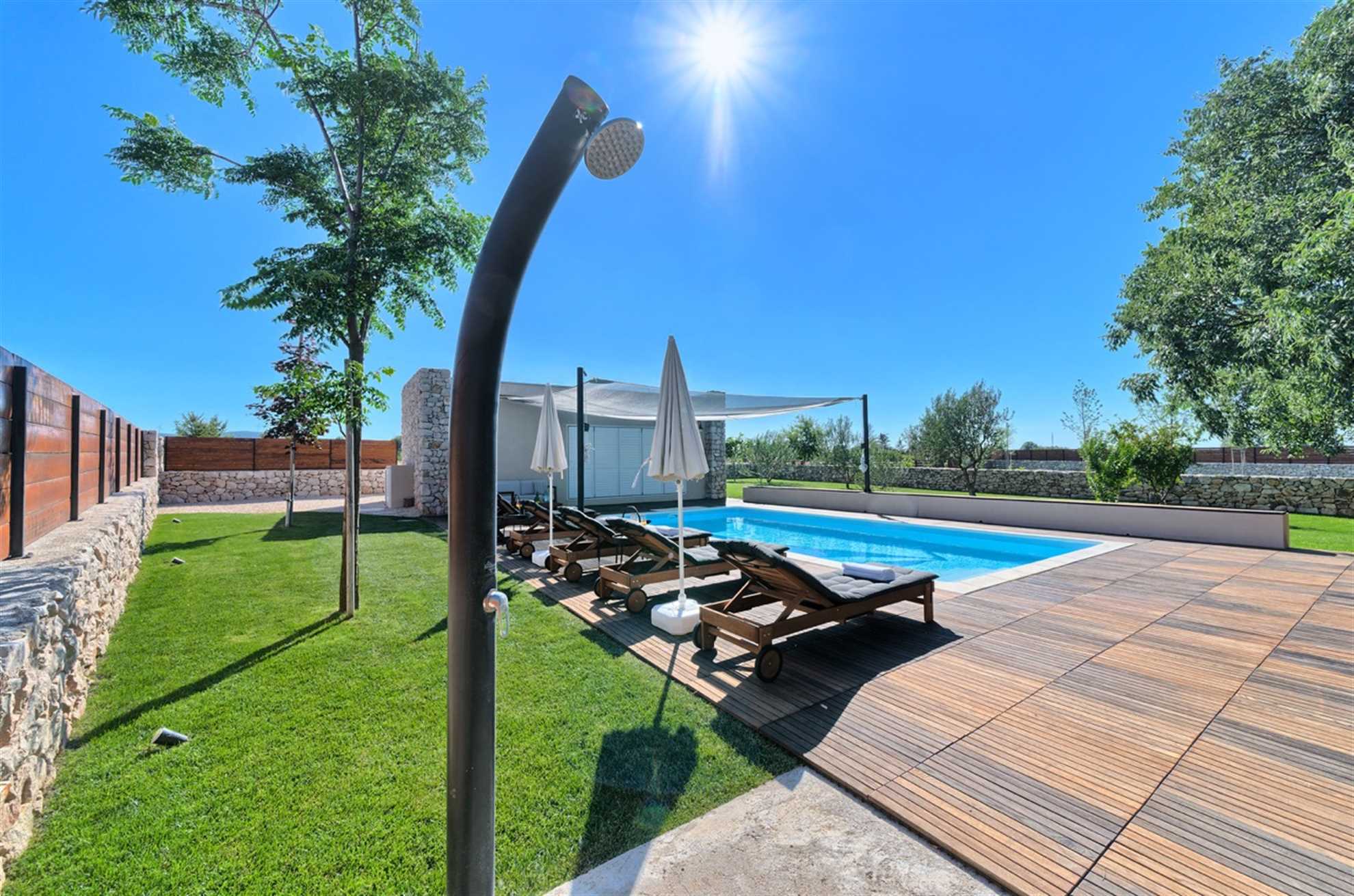 Villa River and Sea Retreat - für 12 Gäste mit Pool, 10 Minuten zum Strand