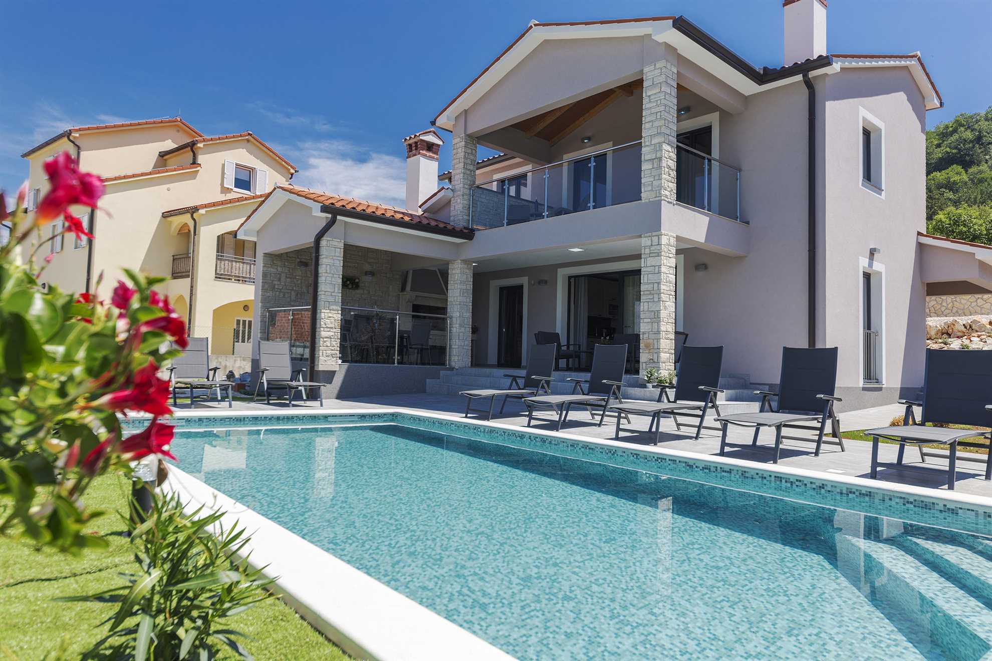 Villa Laetitia - contemporary and bright villa in beautiful Istria