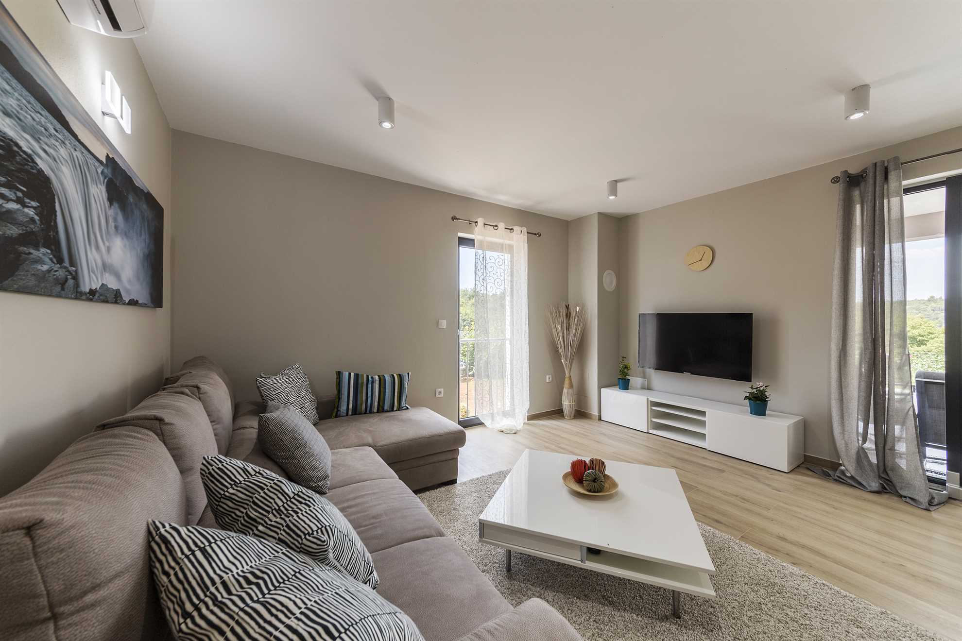 Villa Laetitia - contemporary and bright villa in beautiful Istria