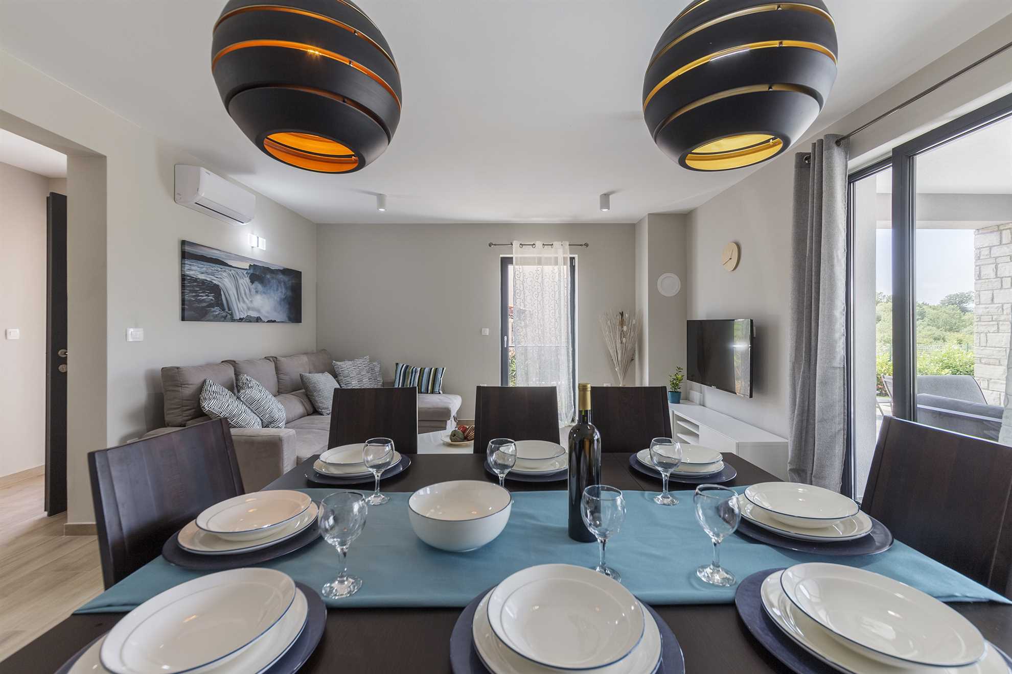 Villa Laetitia - contemporary and bright villa in beautiful Istria