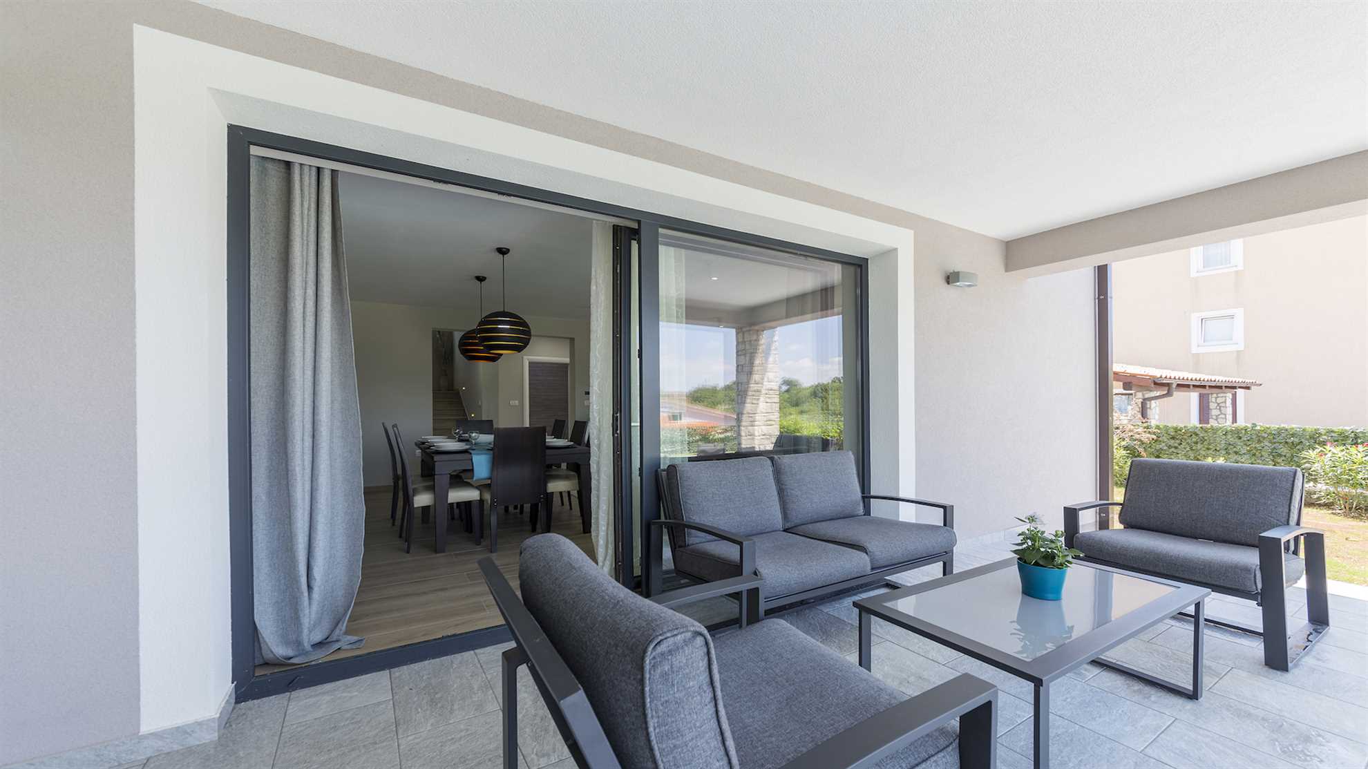 Villa Laetitia - contemporary and bright villa in beautiful Istria