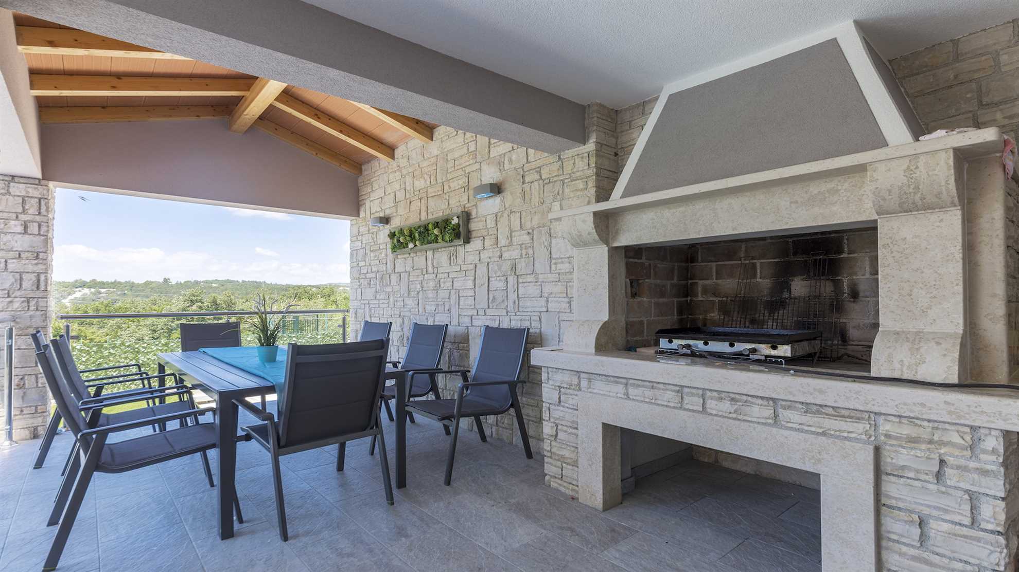 Villa Laetitia - contemporary and bright villa in beautiful Istria