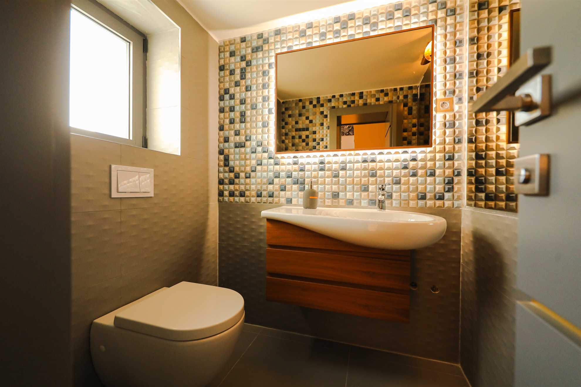 Villa Seabreeze Haven - seaside villa with a tennis court, 120 m2 pool, jacuzzi and tranquility