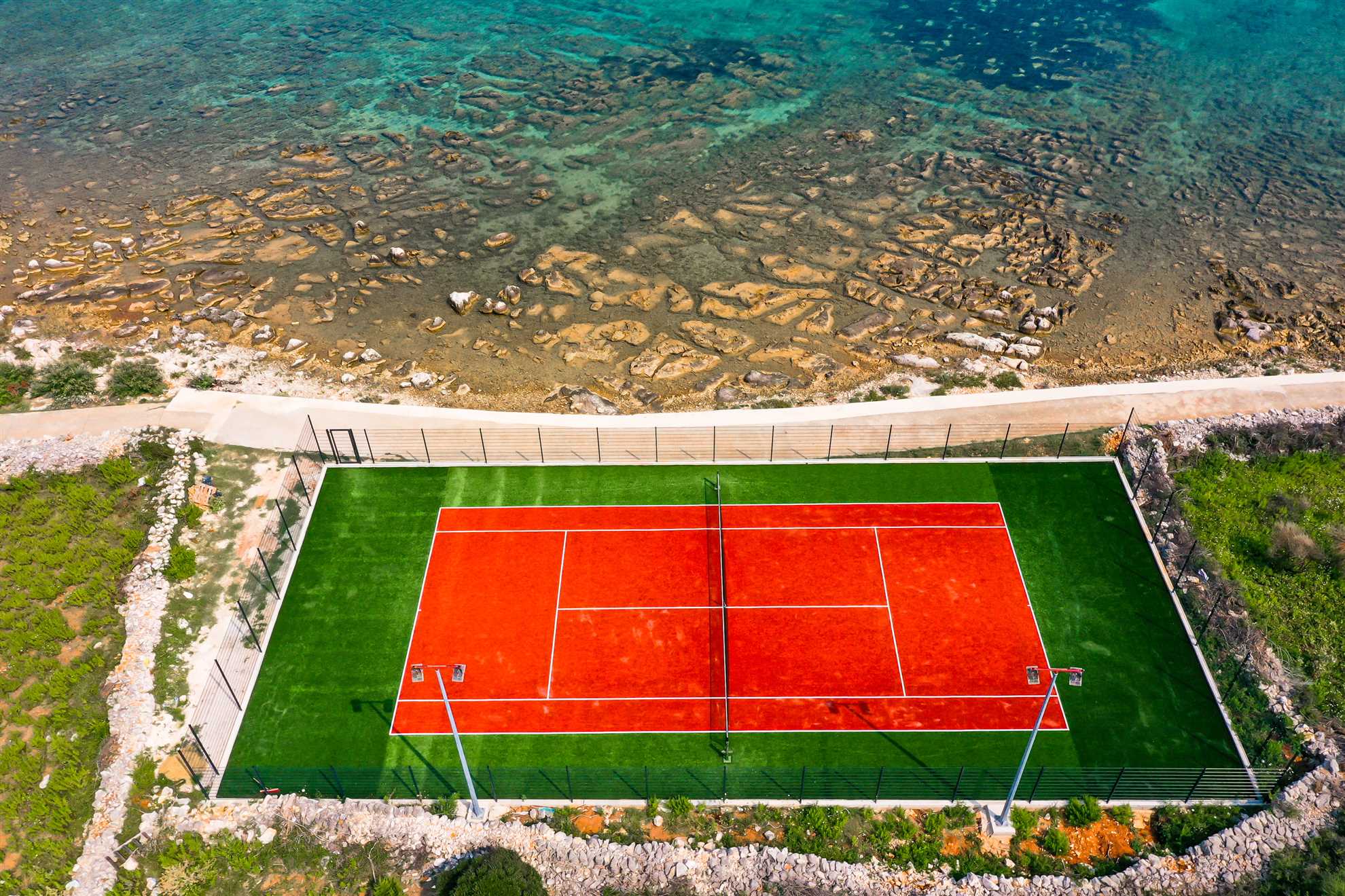 Villa Seabreeze Haven - seaside villa with a tennis court, 120 m2 pool, jacuzzi and tranquility