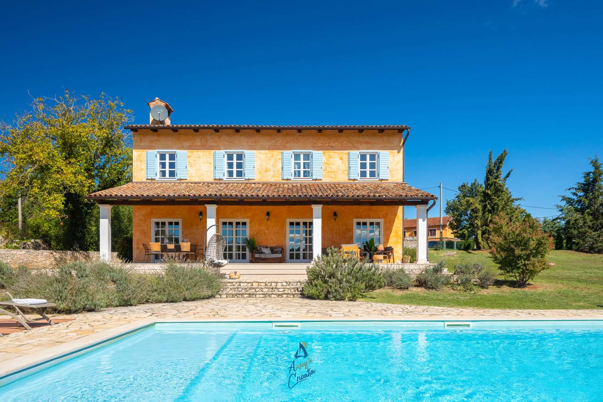 Charming 4BR Villa with Pool and Playground