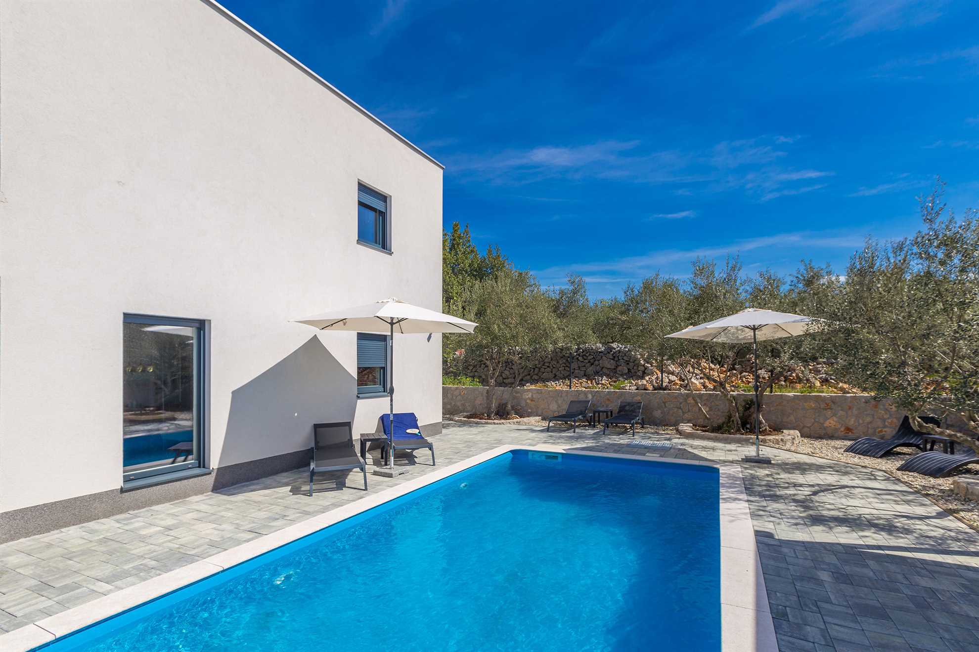 Villa LIO con piscina privata