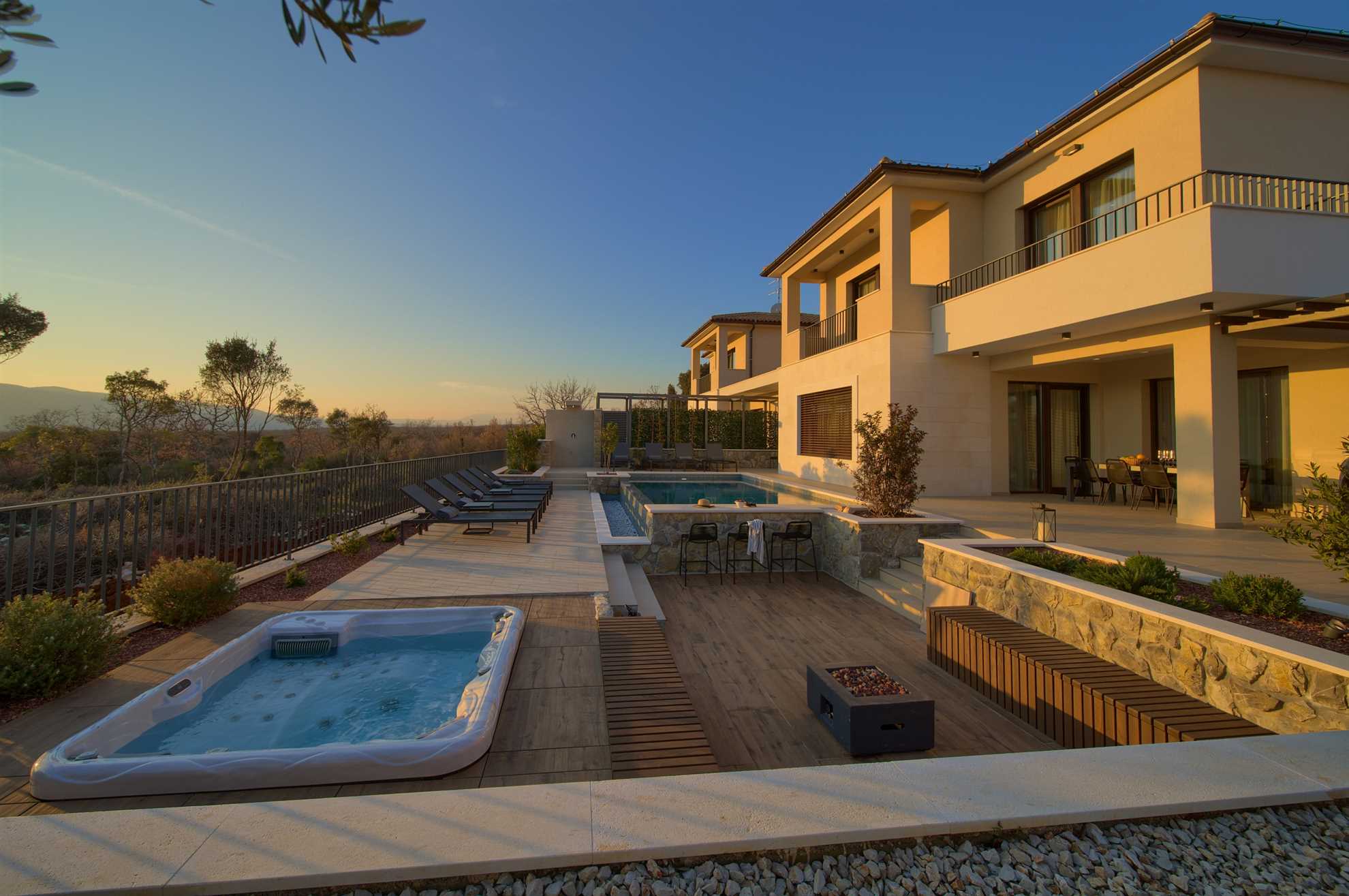 Villa LORD mit beheiztem Pool, Whirlpool und Sauna