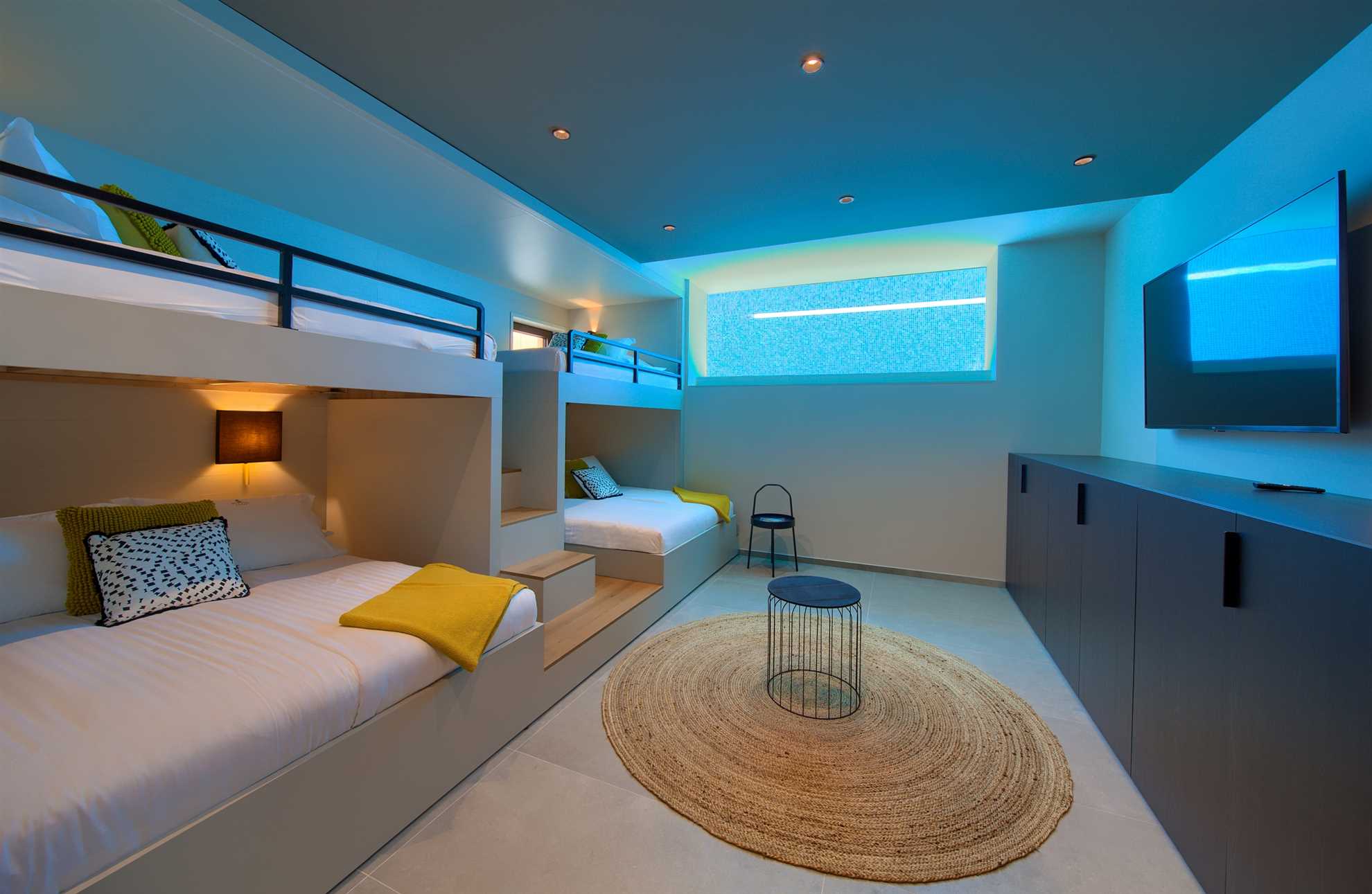 Villa LADY s grijanim bazenom, jacuzzijem i saunom