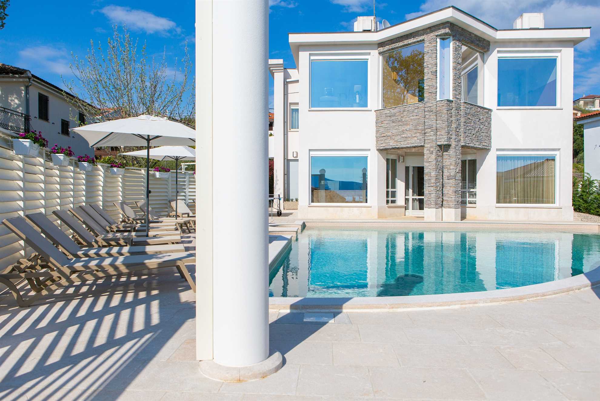 Villa PIANO mit herrlichem Meerblick