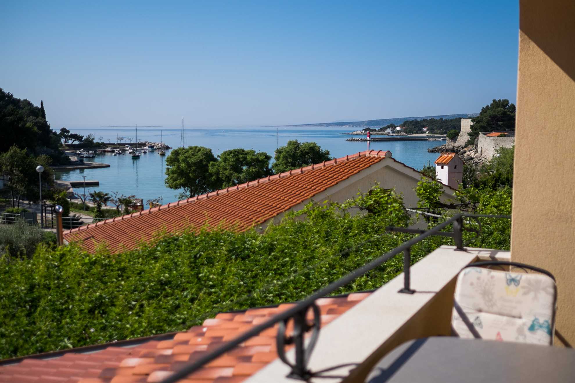 Apartment IVA close to the beach