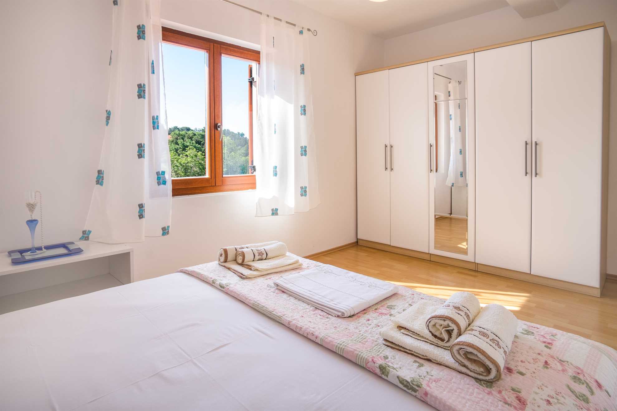Apartment IVA close to the beach