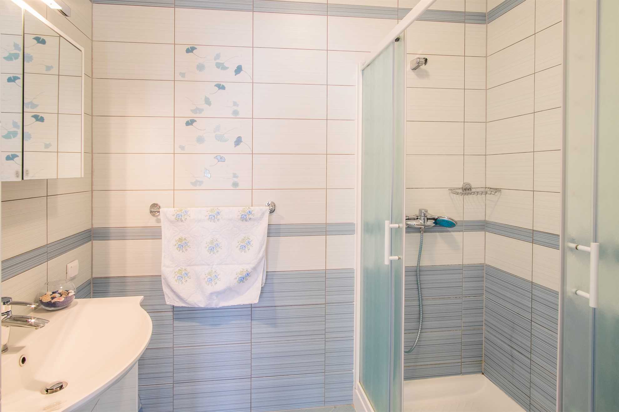 Apartment IVA close to the beach