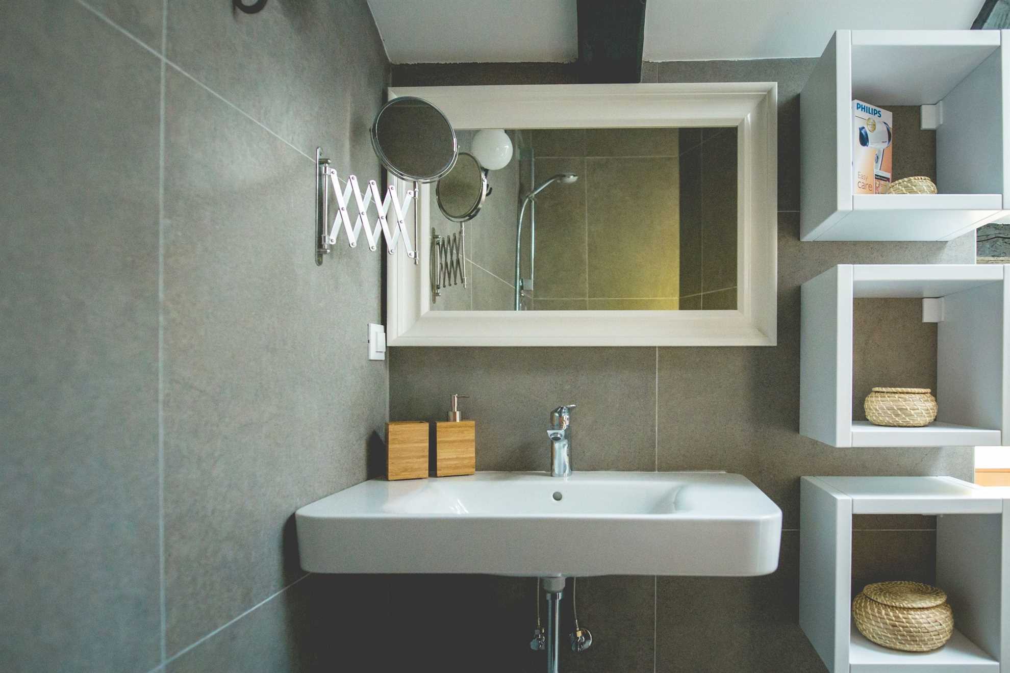 Rustikales Ferienhaus Jela mit Swimmingpool