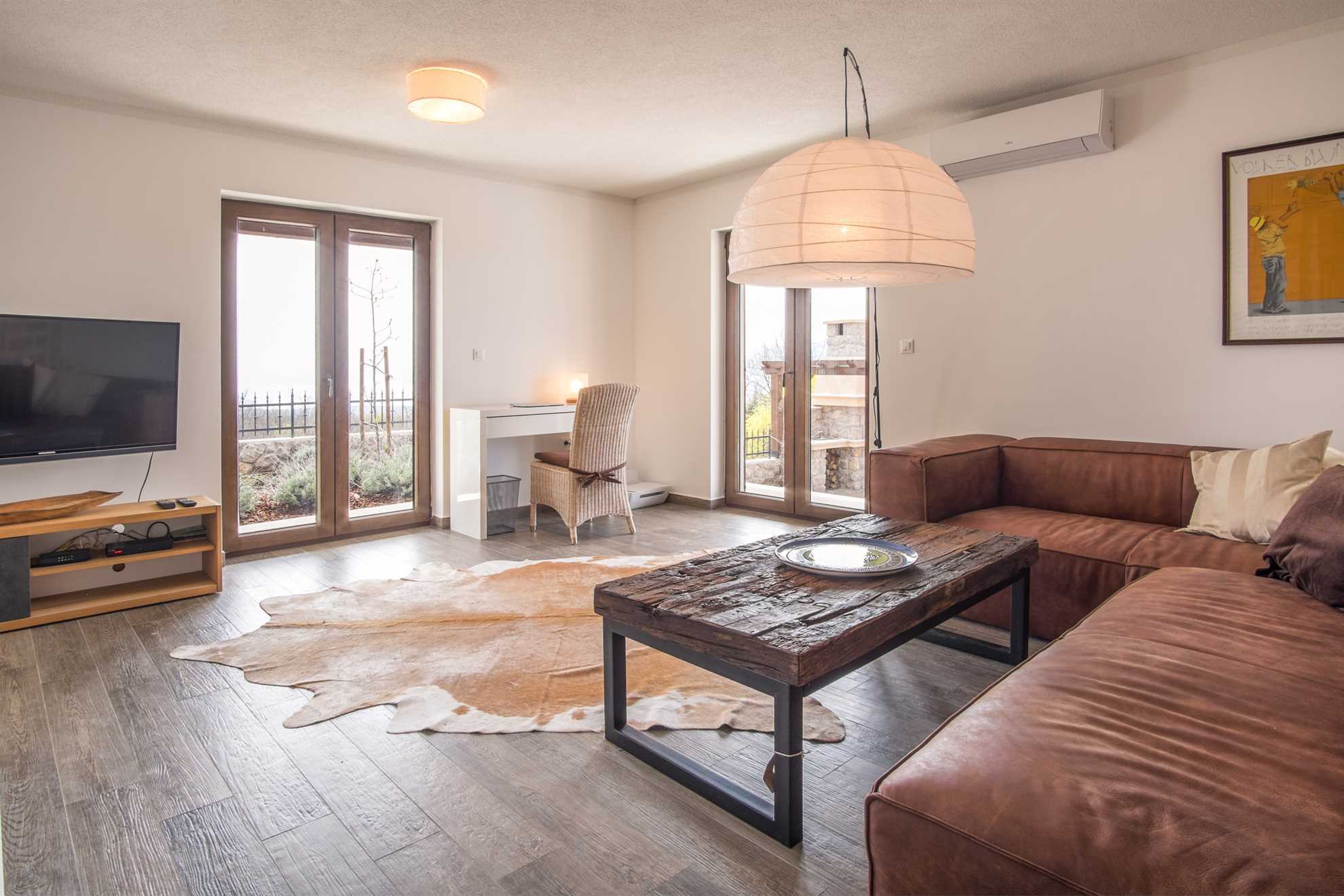 Villa CAVALLO s bazenom i pogledom na more