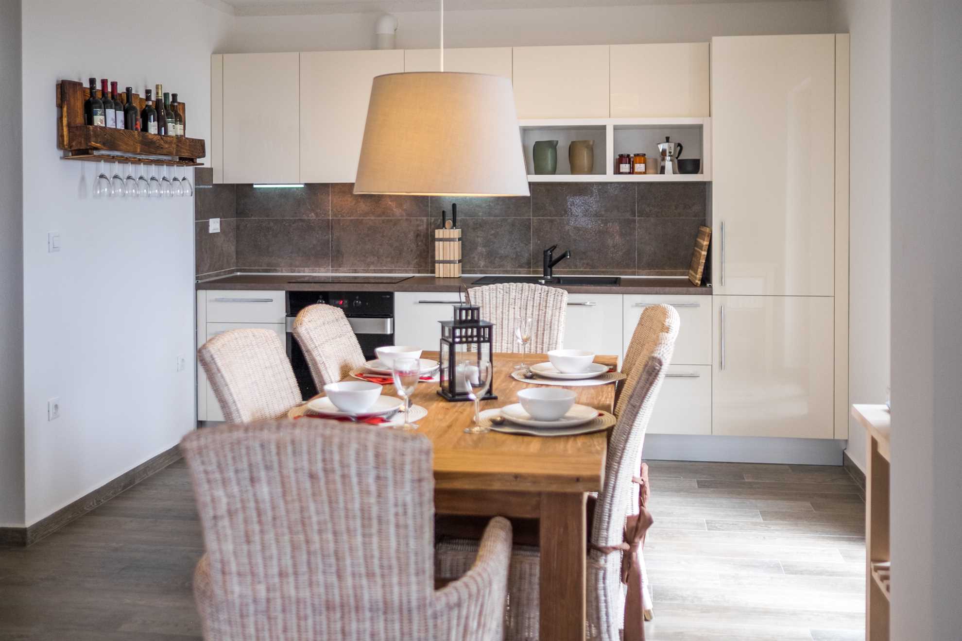 Villa CAVALLO s bazenom i pogledom na more