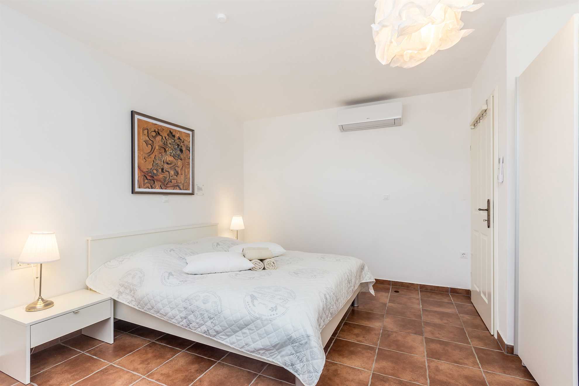 Villa CAVALLO s bazenom i pogledom na more