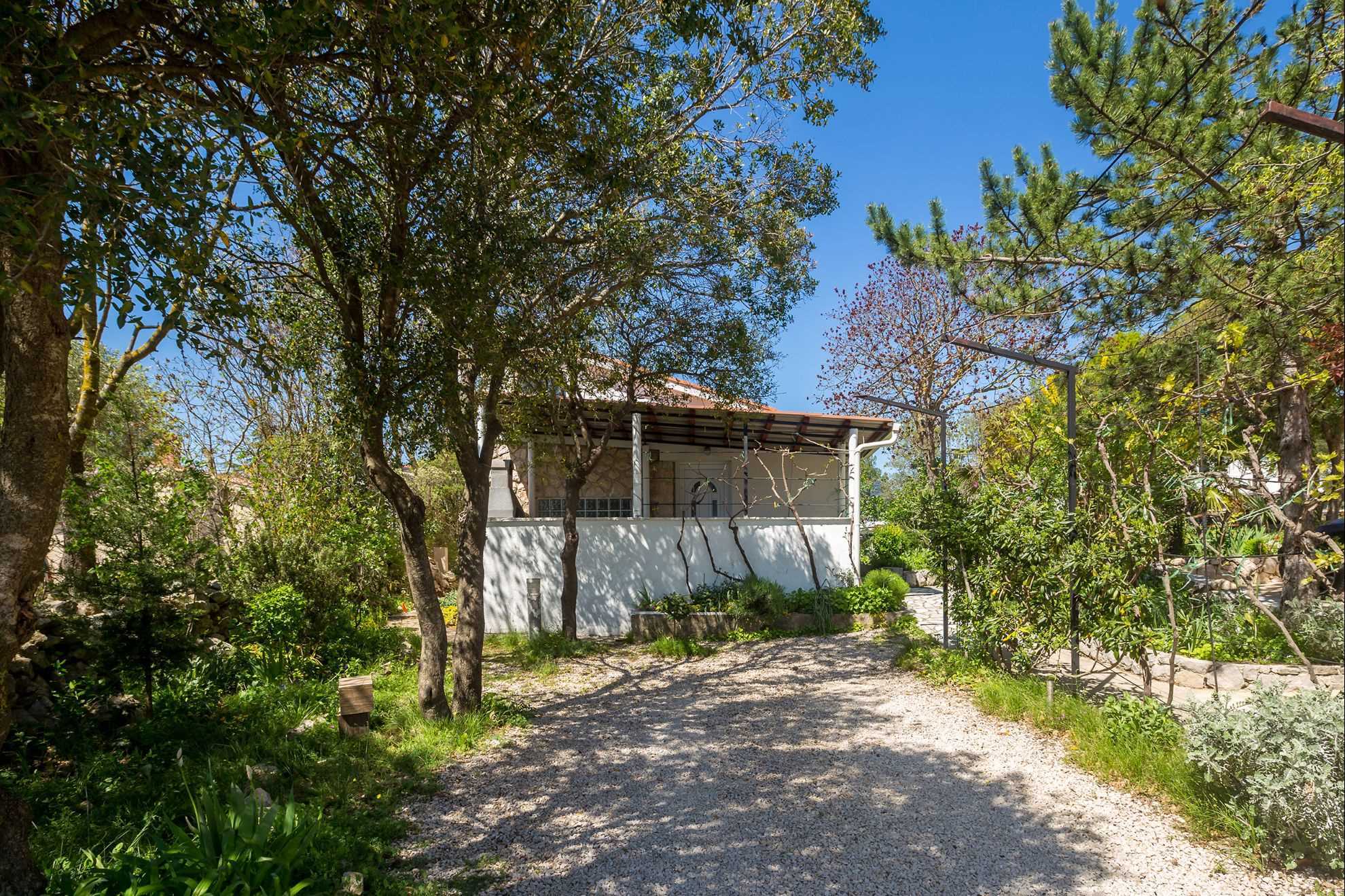 Casa vacanze MICHAEL con piscina in comune e jacuzzi privata