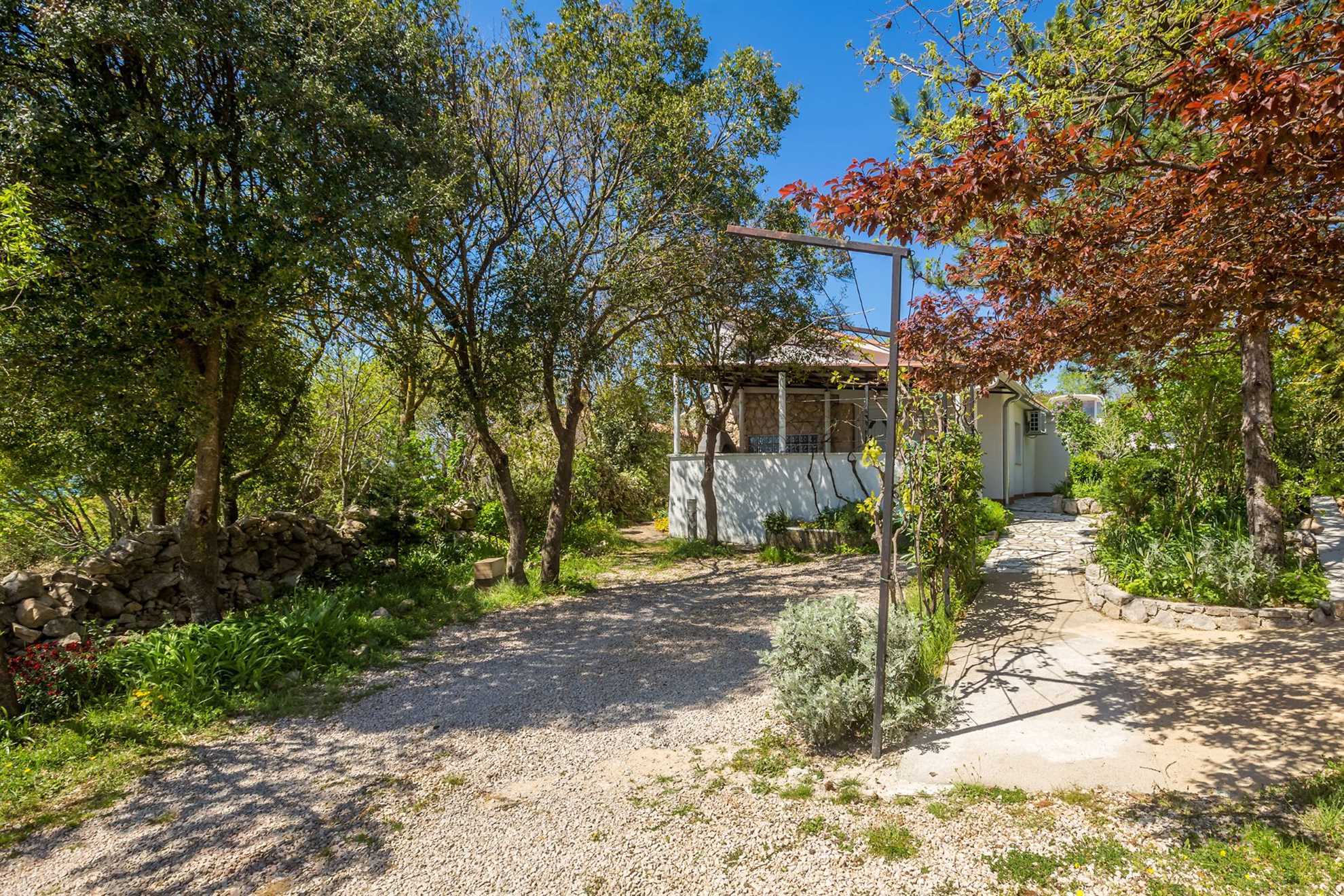 Casa vacanze MICHAEL con piscina in comune e jacuzzi privata