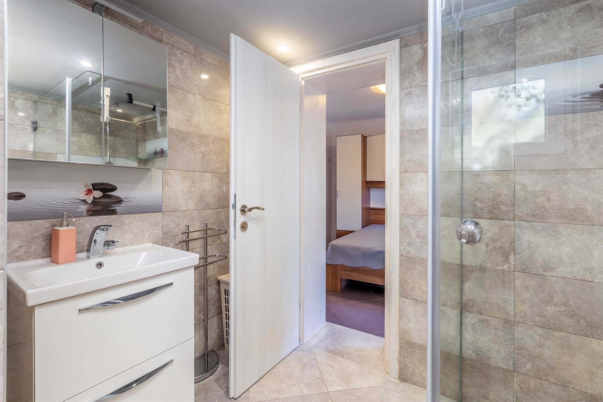 Casa vacanze MICHAEL con piscina in comune e jacuzzi privata