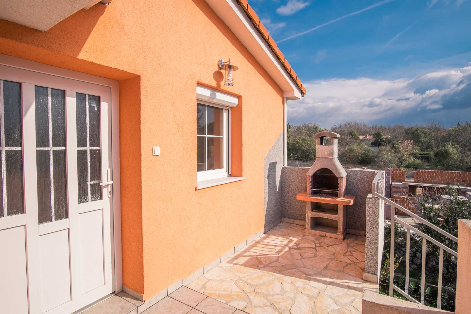 Apartment JENNY 1 with pool and sea view