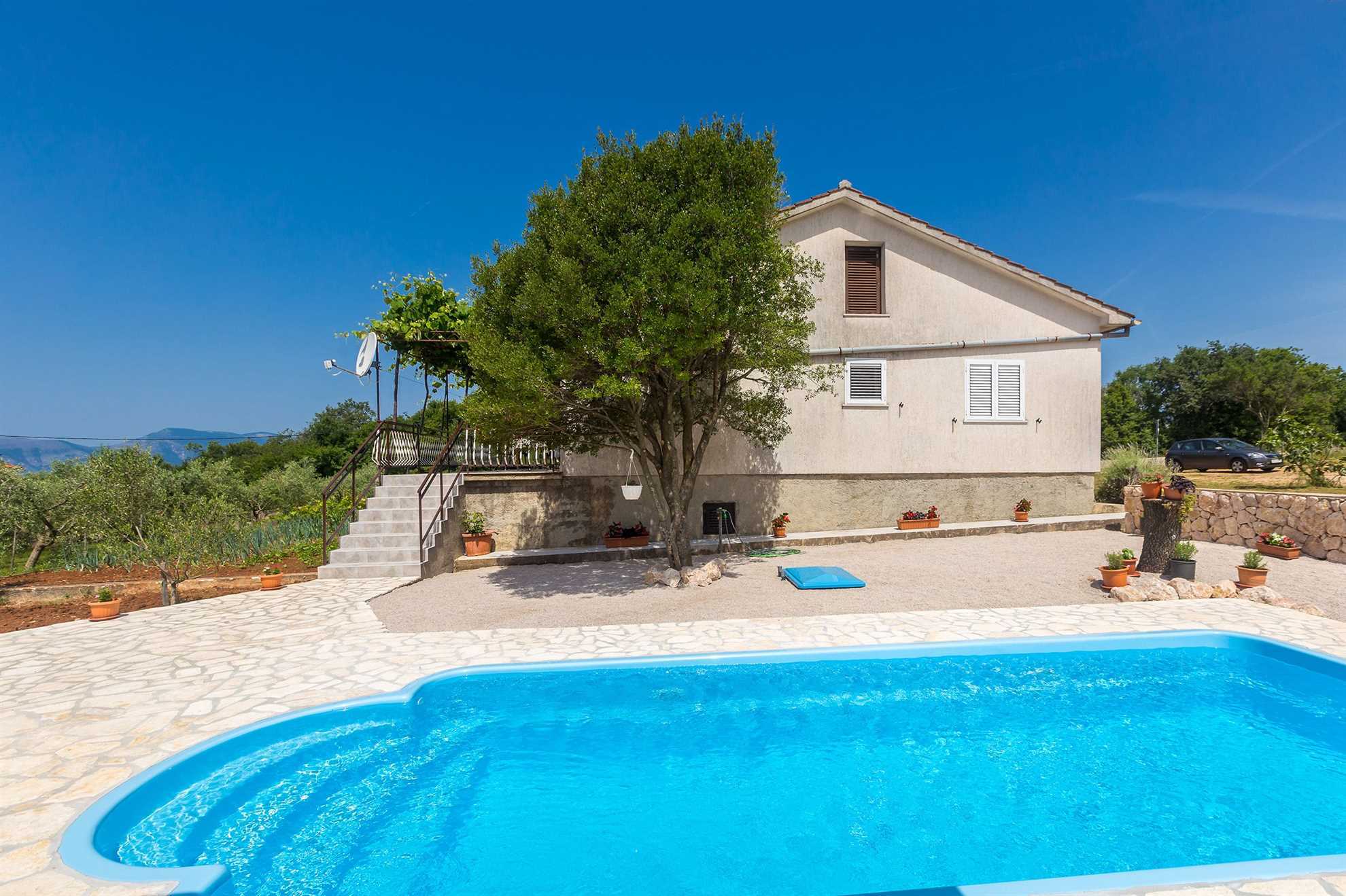 Apartman MARICA sa bazenom