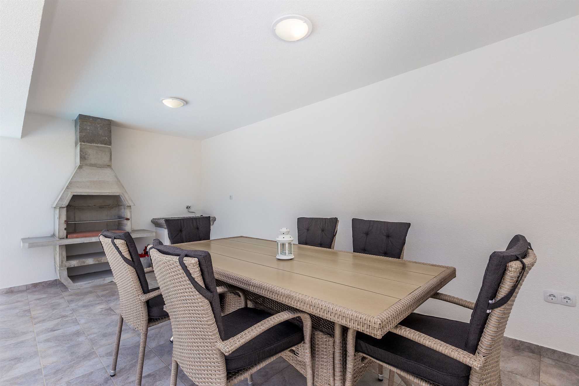 Apartman MARICA sa bazenom