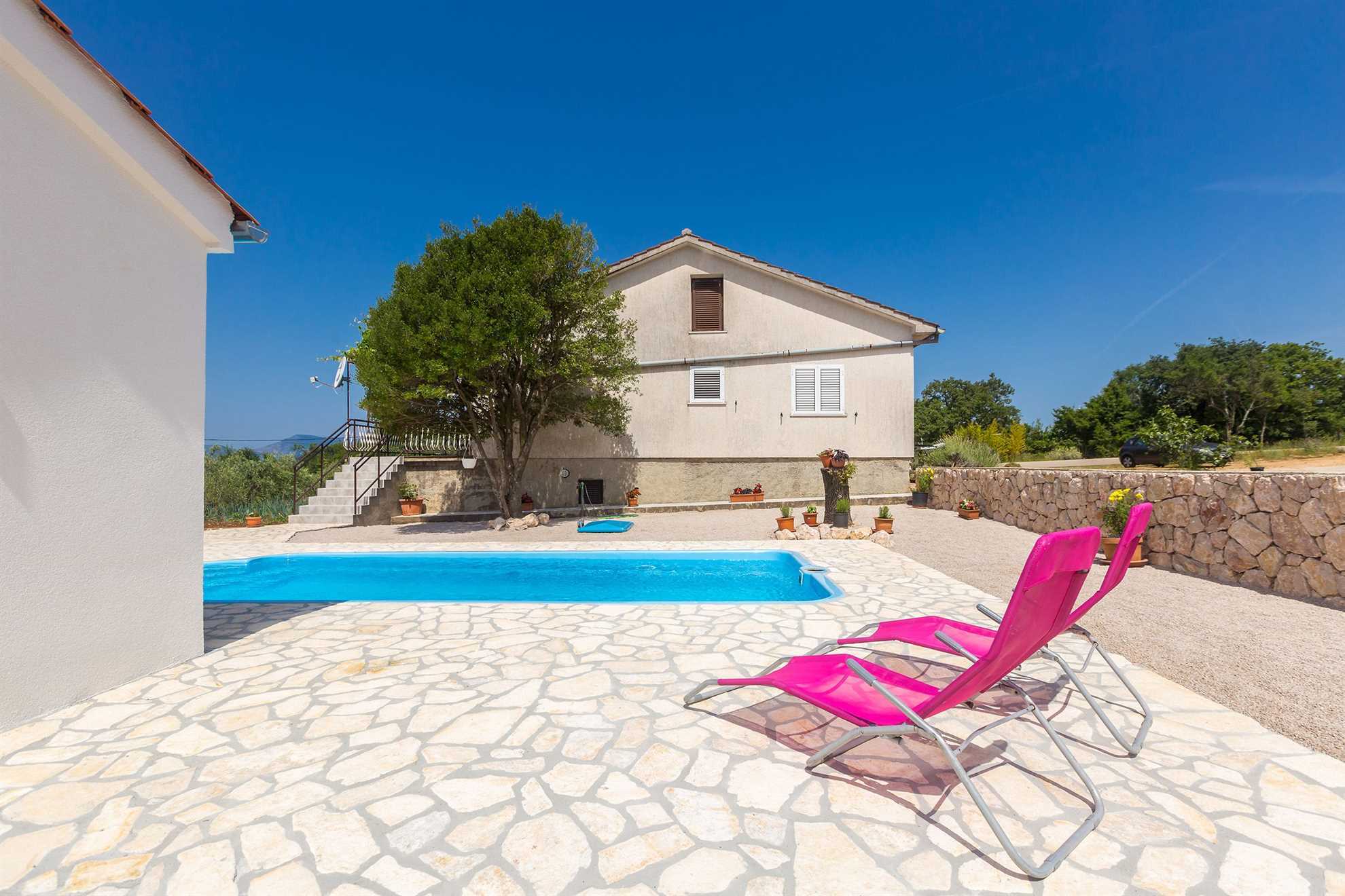 Apartman MARICA sa bazenom