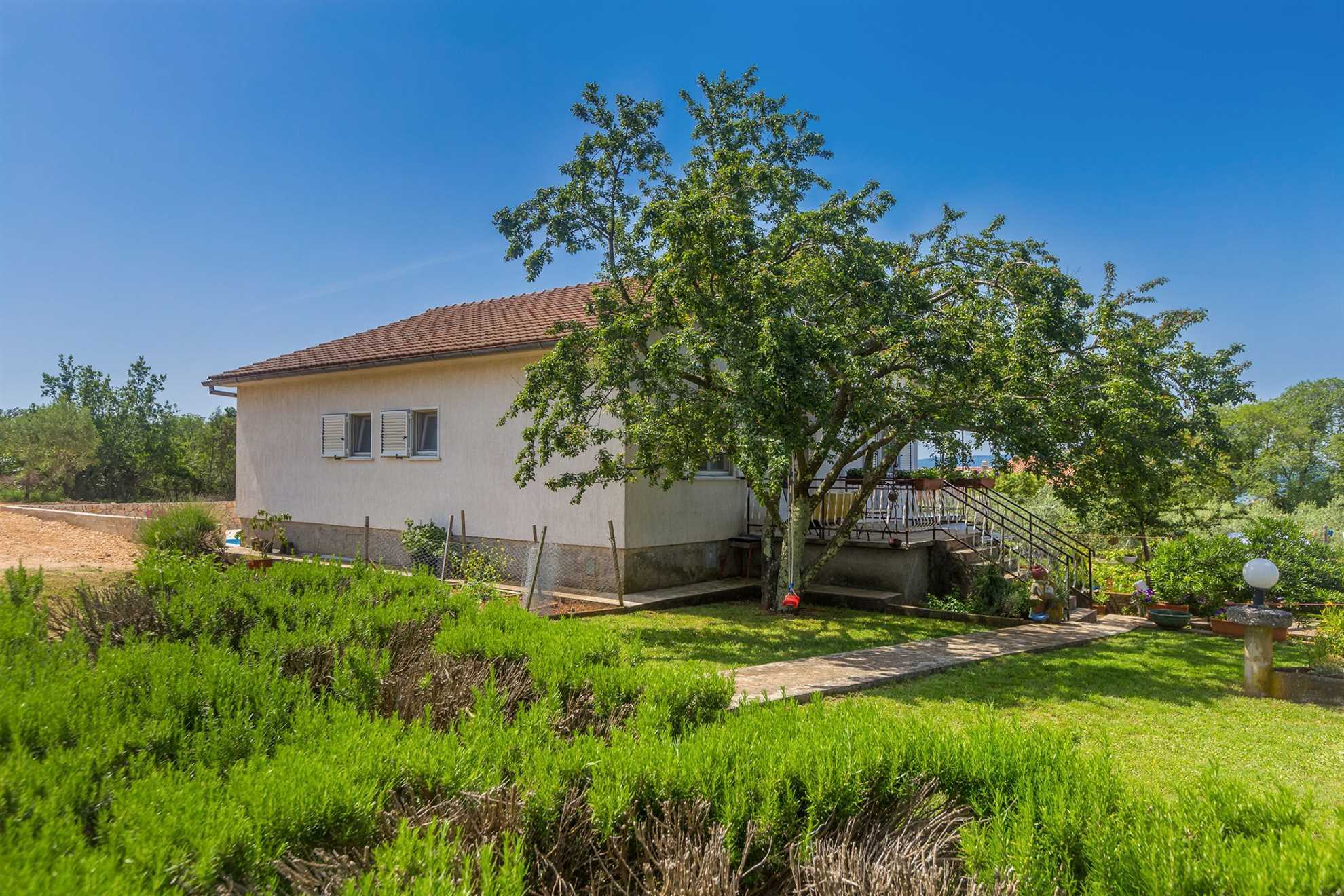 Apartman MARICA sa bazenom